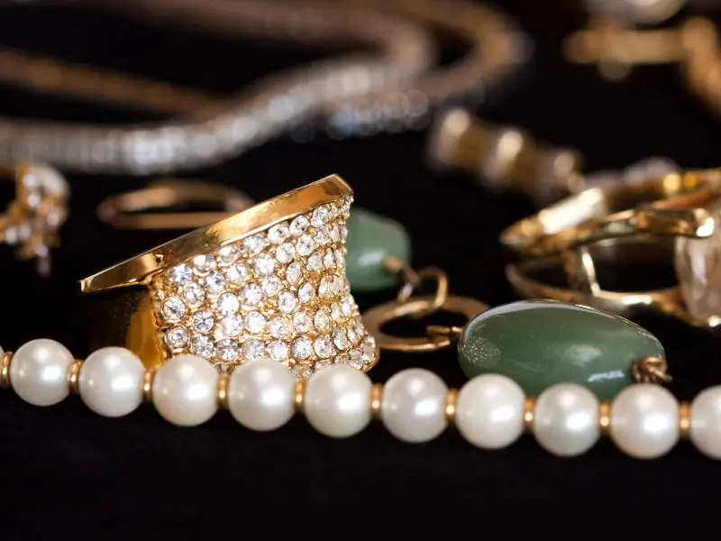 Pre-owned fine jewelry at Houston Jewelry Buyers